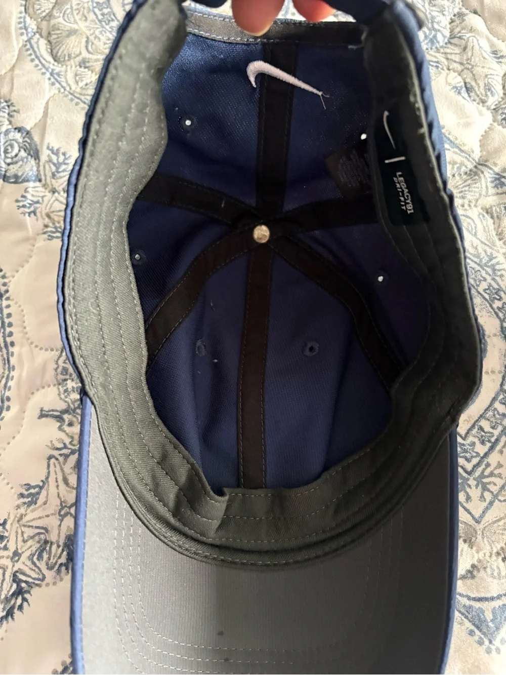 Nike Navy Baseball Cap with White Swoosh
